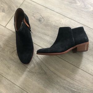 Sam Edelman black booties
